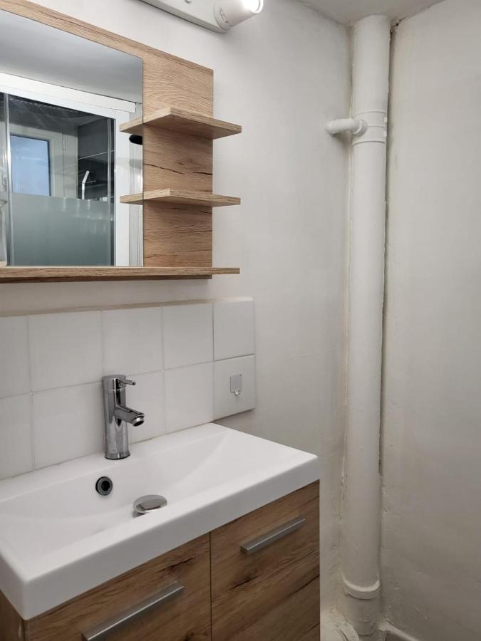 Avec Son Toit Terrasse, En Plein Coeur De Apartment *