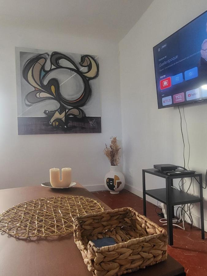 Apartment Avec Son Toit Terrasse, En Plein Coeur De Marseille